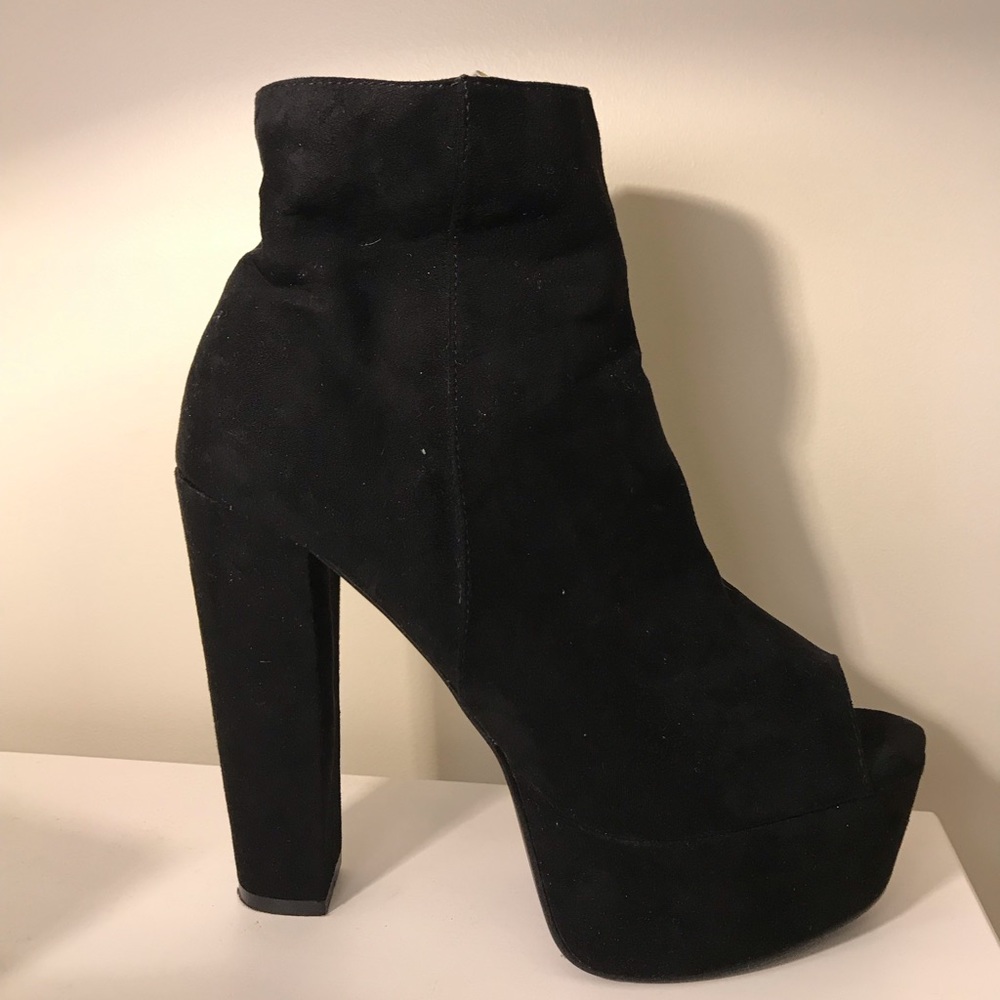 Platform high heel peep toe booties